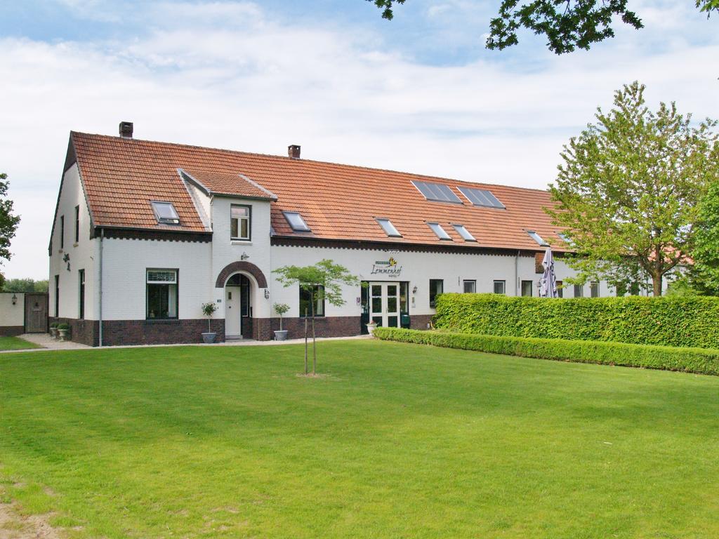 Hotel Lemmenhof Ell Exteriér fotografie